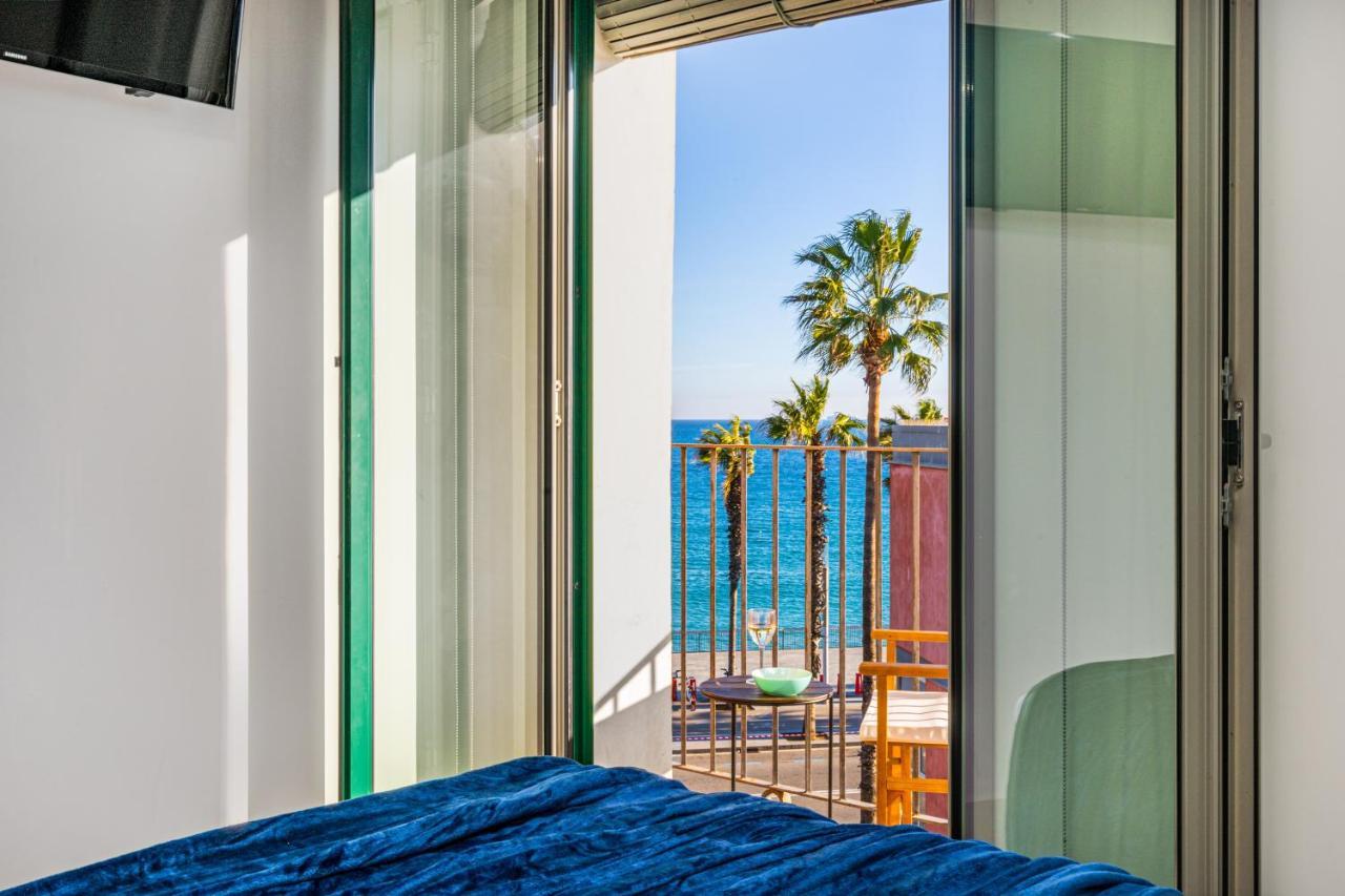 Kronos On The Beach Suite 3 บาร์เซโลนา ภายนอก รูปภาพ
