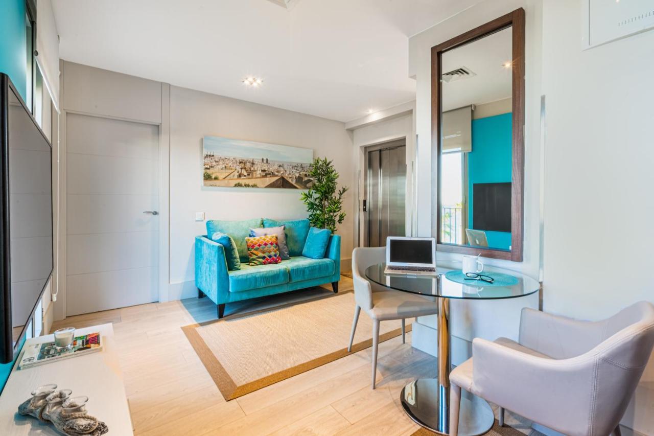 Kronos On The Beach Suite 3 บาร์เซโลนา ภายนอก รูปภาพ